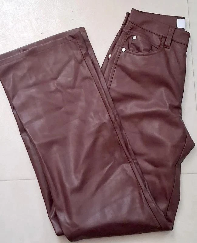 Calça larga de couro sintético – photo 2
